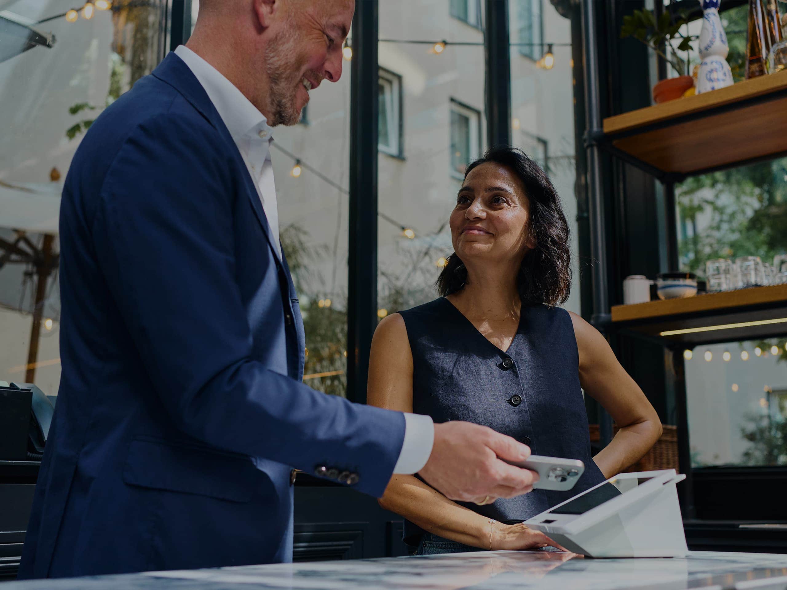 Payment Anbieter – bezahlen am Tisch